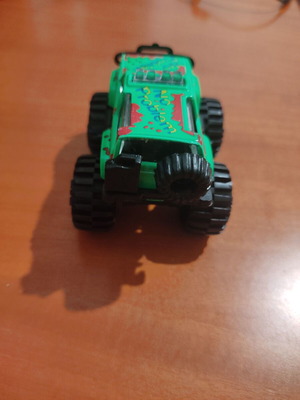 Toy car like new