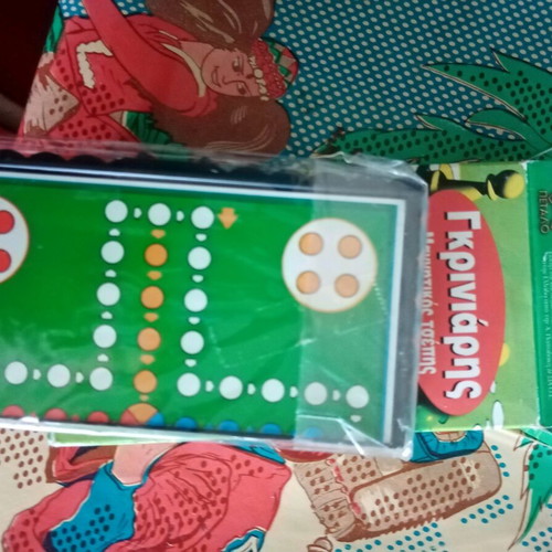 Pocket board games used, vintage set of 6 pieces