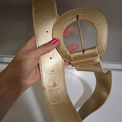 Women's wide gold waist belt 130 cm like new