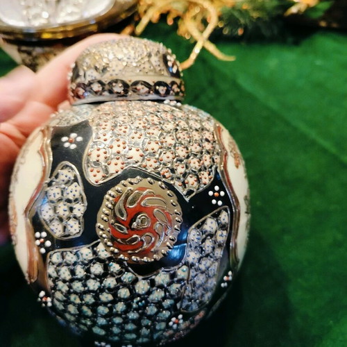 Satsuma hand-painted like new