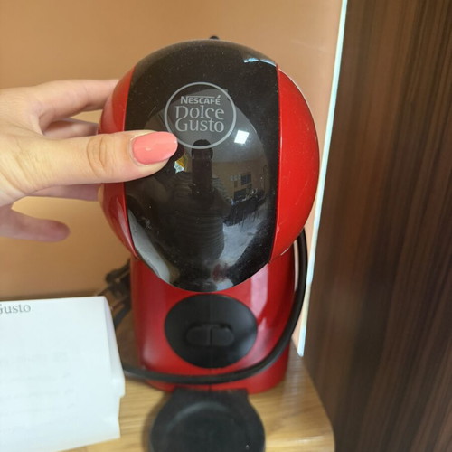 Dolce Gusto capsule coffee machine like new