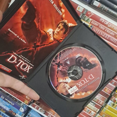D-Tox DVD used, action adventure with Greek subtitles