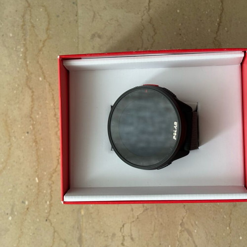 Polar Pacer GPS Running Watch new with charging cable and extra strap