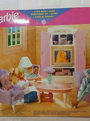 Barbie σαλόνι 1997 σαν καινούργιο με αξεσουάρ κουζίνας
