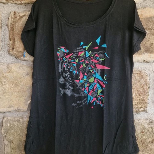 Women's blouse used, size XL