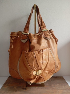 Juicy Couture leather handbag used, orange