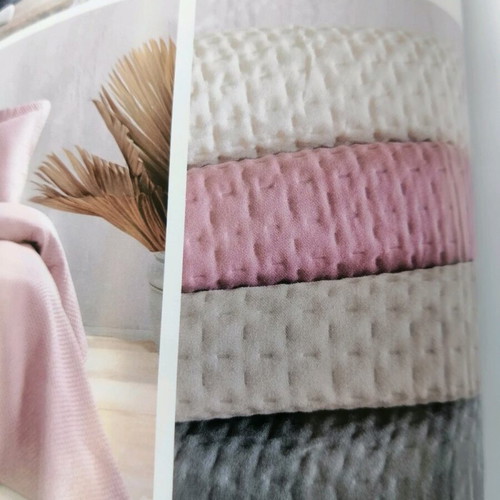 Microsatin Allure solid color quilt set with pillowcases new