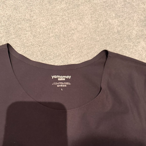 Yamamay sport top size L like new, black