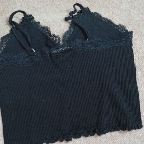 Pull & Bear women's crop top like new, black, size S