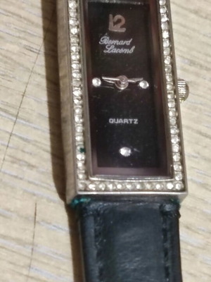 Bernard Lacomb Quartz women's watch like new with gift bracelet
