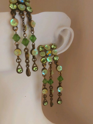 Vintage Faux bijoux earrings used, green with rhinestones and beads