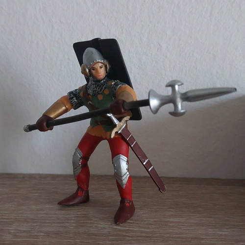 Knight miniature used with spear and shield