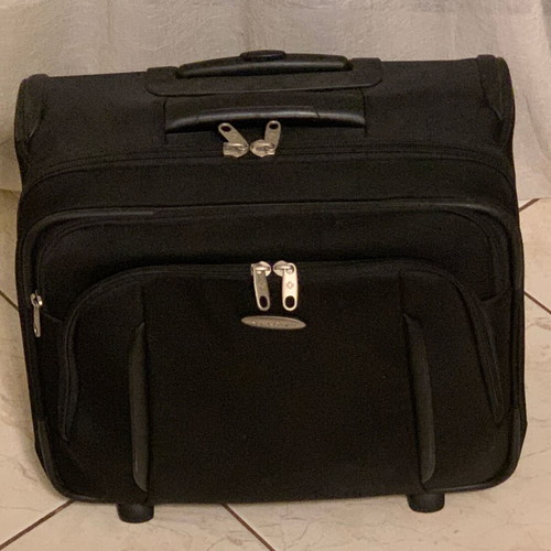 Τσάντα πιλότου Samsonite σαν καινούργια, μαύρη με ρόδες και τηλεσκοπικό χερούλι