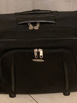 Τσάντα πιλότου Samsonite σαν καινούργια, μαύρη με ρόδες και τηλεσκοπικό χερούλι
