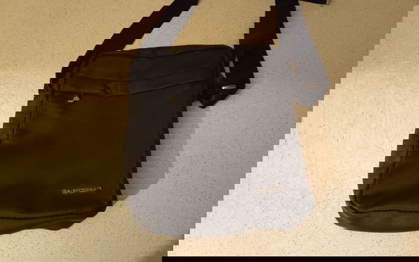 τσαντακι ανδρικο bagtobag