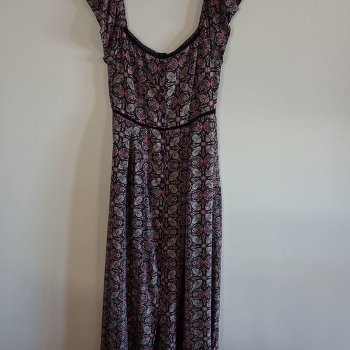 Attrattivo Maxi Dress like new, viscose, black with pink and blue pattern