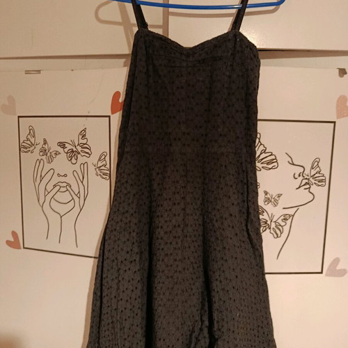 Ysatis summer dress size Medium like new, black