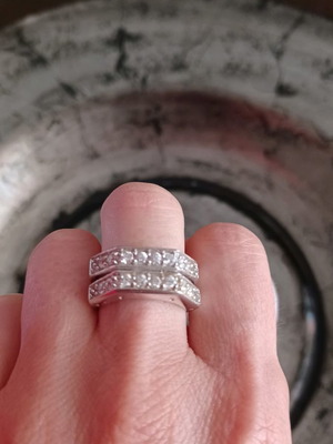 Silver ring 925 with zircon new, size 51-52