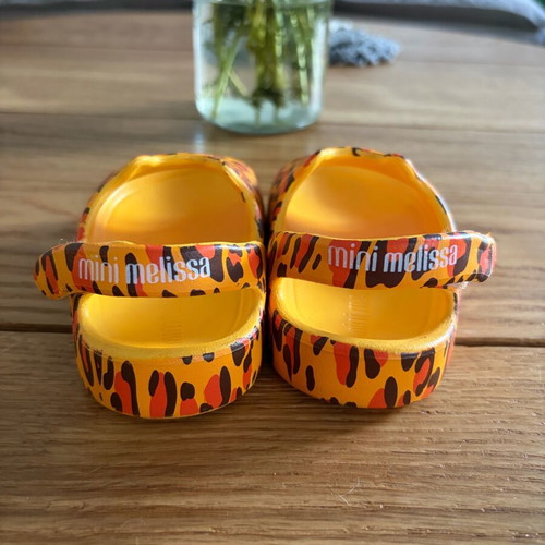 Mini Melissa kids clogs like new, yellow leopard print