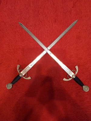 Gran Capitan decorative swords used, set of 2