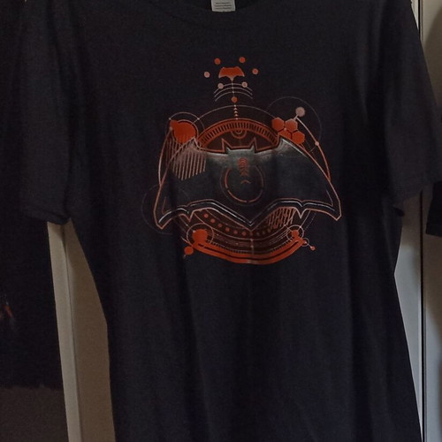 T-shirts like new with Slayer, Batman, Mortal Kombat, Darth Vader, Guns N Roses, Game Of Thrones