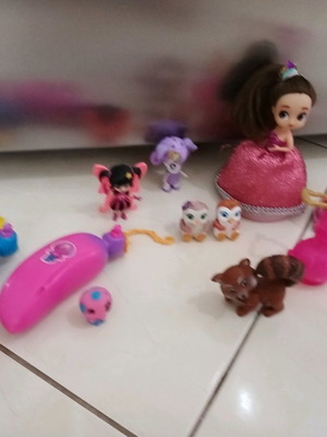 Microcosm Toys Set of 9 Pieces