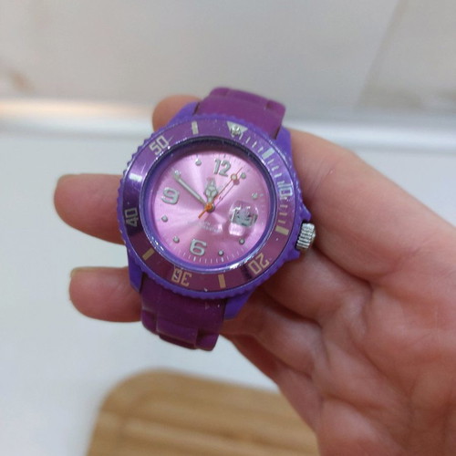 Ice Watch wristwatch like new, purple color
