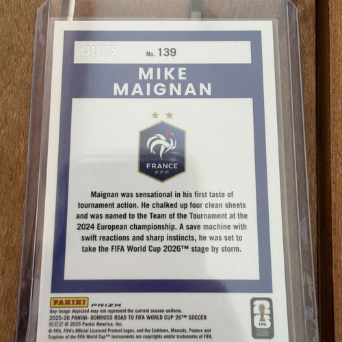 Mike Maignan Panini Donruss Road to World Cup card like new