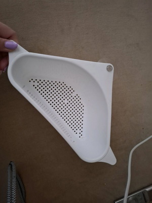 Corner sponge holder like new for sink