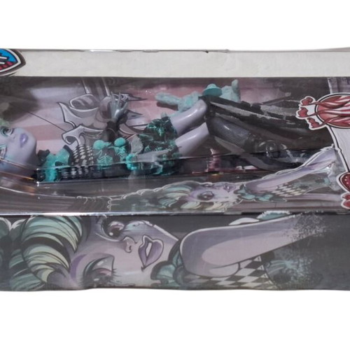Mattel Monster High Freak Du Chic Twyla doll new in box