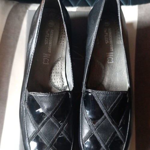 Aerocomfort women's leather shoes size 40 new black