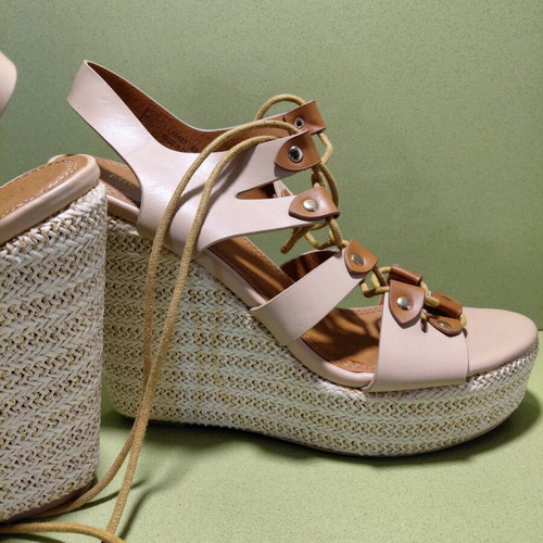 Migato platform sandals with laces like new, size 39, beige