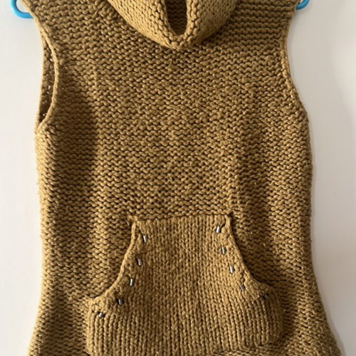 Knitted sleeveless sweater used, size M, brown and orange