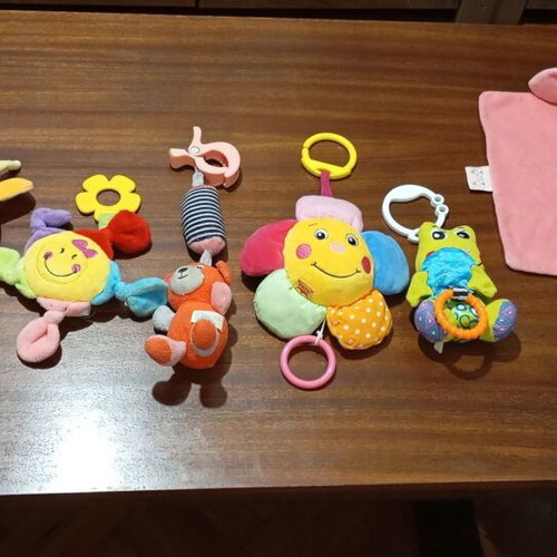 Baby toys like new, set with vibrations and melodies