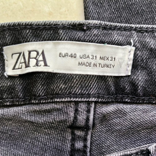Zara denim jeans like new, black with inscriptions, size 31