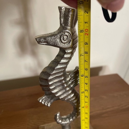 Aluminum seahorse decorative used