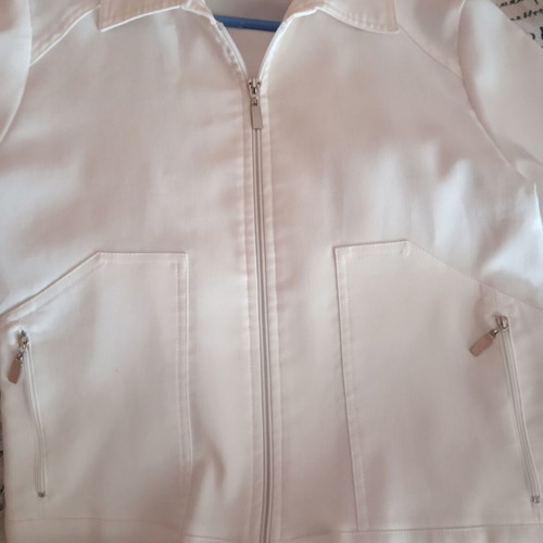 White spring jacket Kaneliss like new
