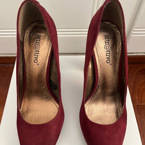 Attrattivo burgundy suede pumps 12cm heel like new