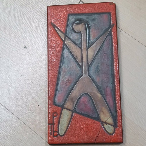 Ceramic tile Panos Valsamakis with crack like new