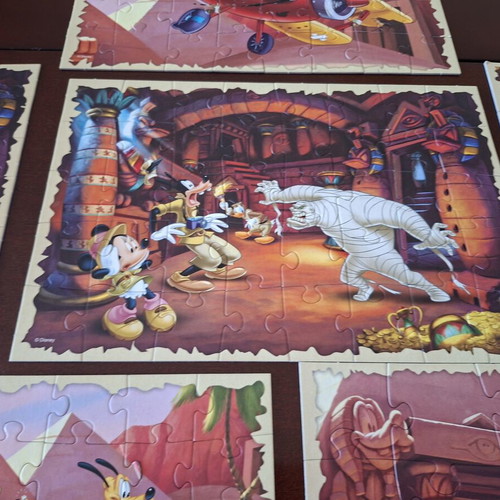 Disney Puzzle 10 in 1 Mickey Mouse & Friends like new
