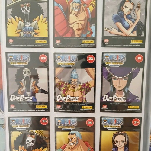 One Piece Panini album with cards like new, 221 total
