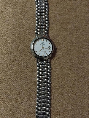 De Longe men's wristwatch used, needs battery