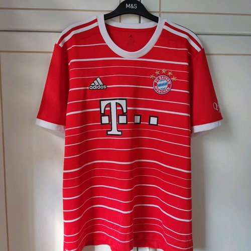 Bayern Munich Jersey 22/23 like new, authentic