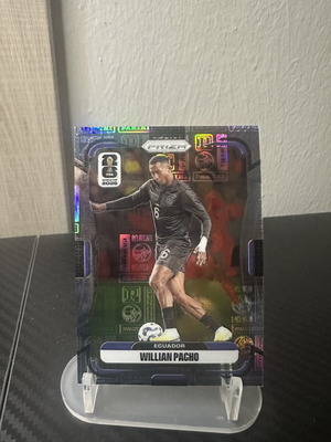 2026 Panini Prizm Fifa World Cup William Pacho sticker new