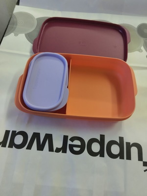 Δοχείο με χωρίσματα Tupperware 590ml+120ml καινούργιο