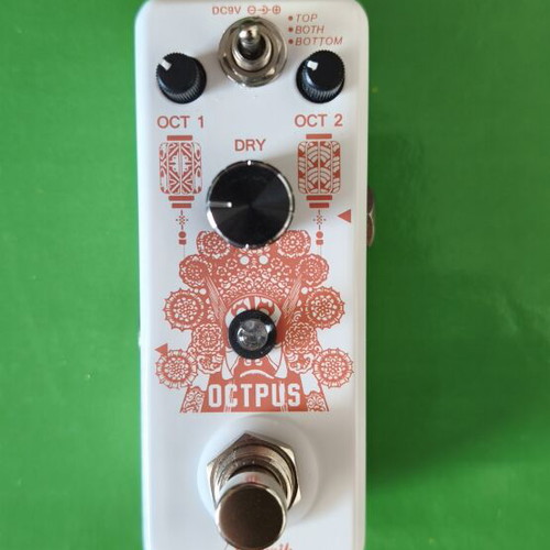 Amuzik Octpus Polyphonic Octaver new in box