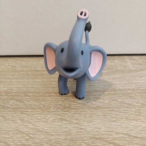 DeAgostini My Zoo Safari Baby Elephant figure like new, 9 cm