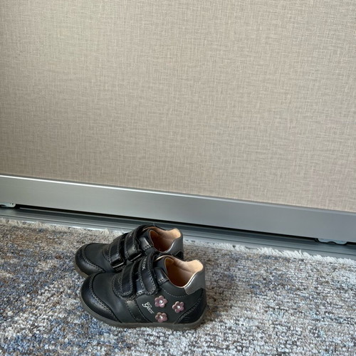 Geox children's shoes used, dark gray with small flowers