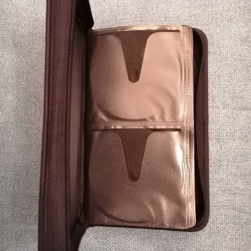 Fabric CD/DVD case for 48 discs like new