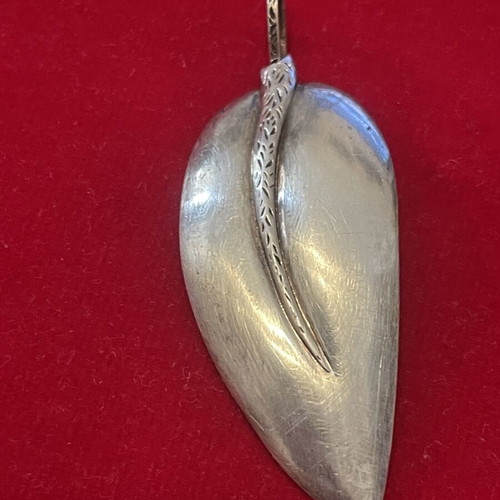 LALAOUNIS 925 silver pendant leaf design